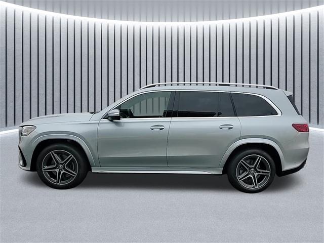 new 2025 Mercedes-Benz GLS 450 car, priced at $95,660