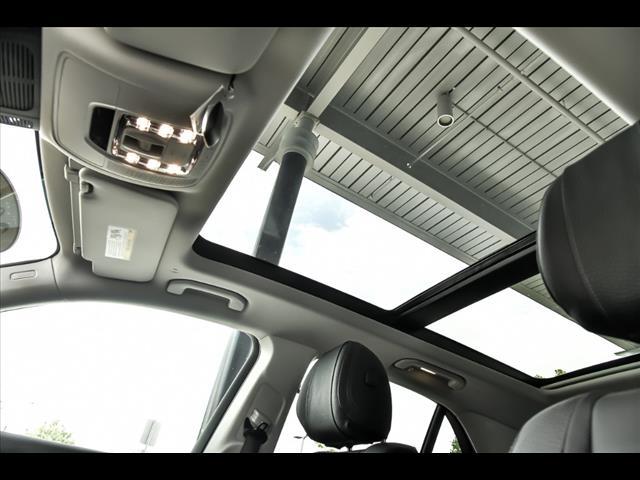 used 2025 Mercedes-Benz GLE 580 car, priced at $89,905