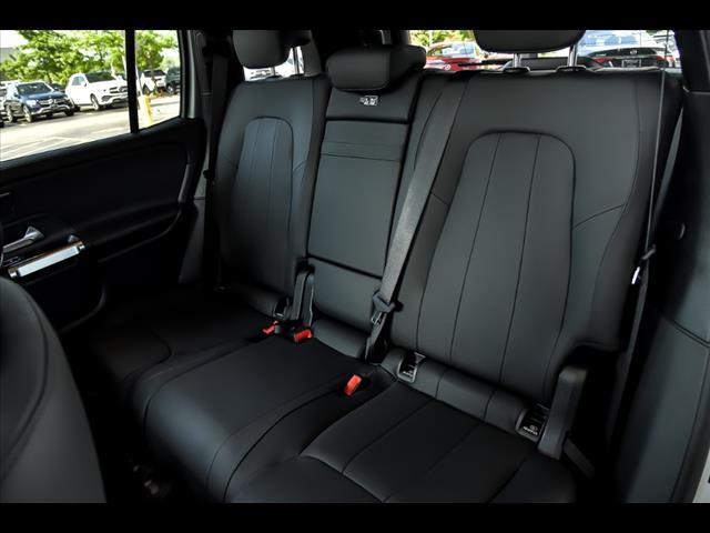 new 2025 Mercedes-Benz GLB 250 car, priced at $55,095