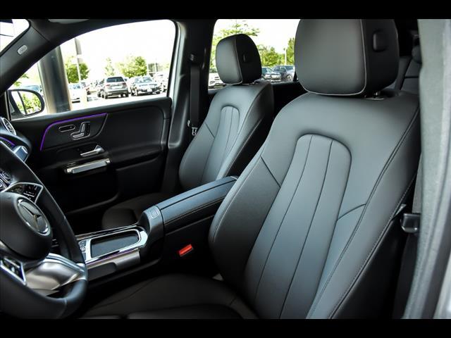 new 2025 Mercedes-Benz GLB 250 car, priced at $55,095