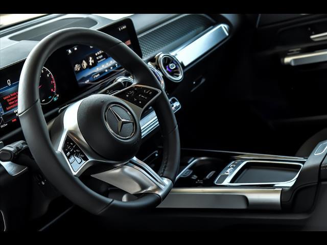 new 2025 Mercedes-Benz GLB 250 car, priced at $55,095