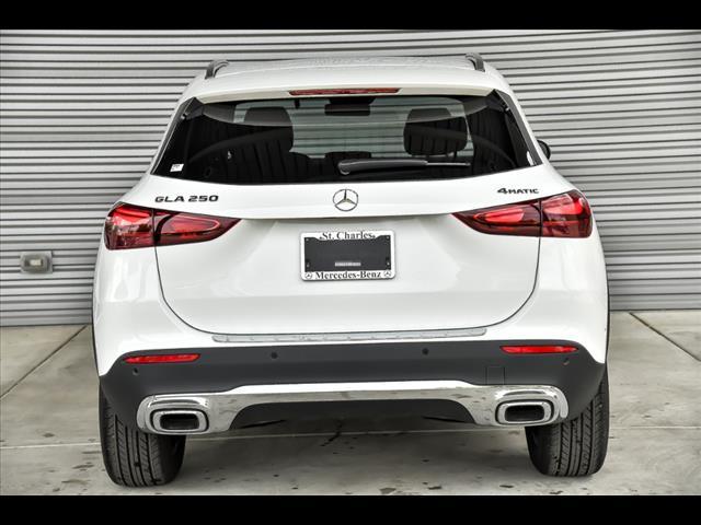 new 2025 Mercedes-Benz GLA 250 car, priced at $48,295