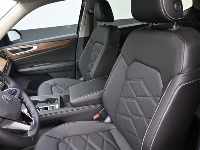 new 2025 Volkswagen Atlas car, priced at $35,404