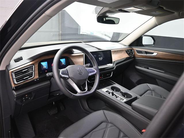 new 2025 Volkswagen Atlas car, priced at $35,404