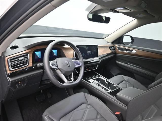 new 2025 Volkswagen Atlas car, priced at $41,709