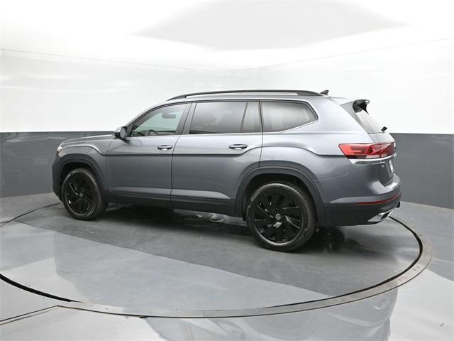 new 2025 Volkswagen Atlas car, priced at $41,709