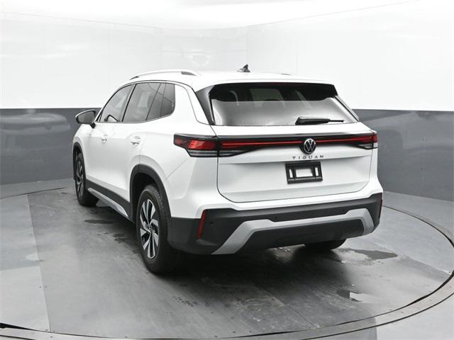 new 2025 Volkswagen Tiguan car, priced at $29,015