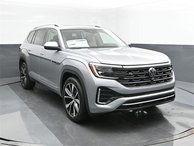 new 2025 Volkswagen Atlas car, priced at $54,551