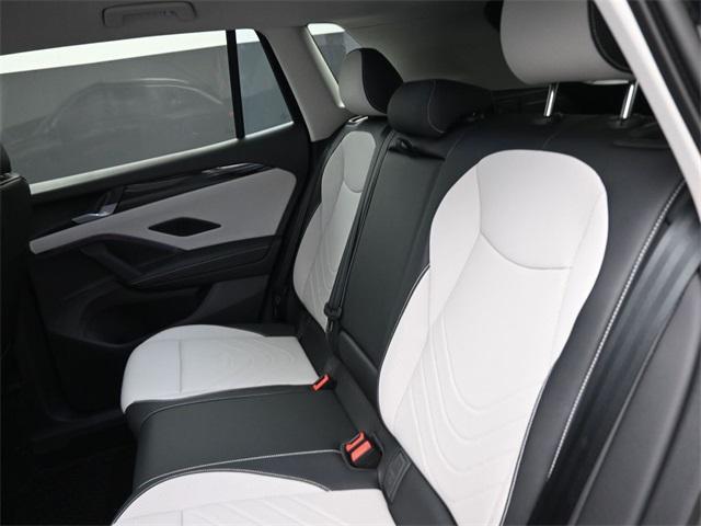 new 2025 Volkswagen Tiguan car, priced at $32,533
