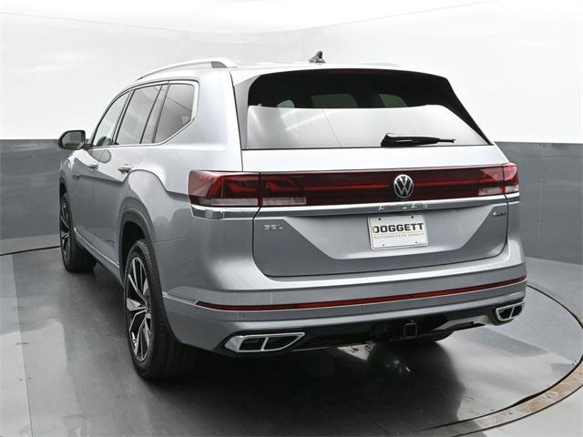 new 2025 Volkswagen Atlas car, priced at $53,856