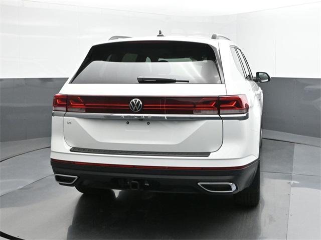 new 2025 Volkswagen Atlas car, priced at $45,021