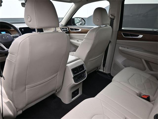 used 2024 Volkswagen Atlas car, priced at $32,888