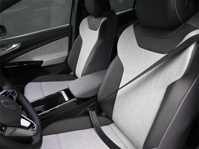 new 2025 Volkswagen ID.4 car, priced at $36,140