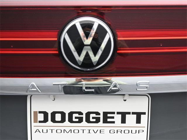 new 2026 Volkswagen Atlas Cross Sport car, priced at $44,880