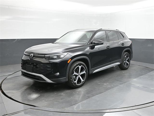 new 2025 Volkswagen Tiguan car, priced at $32,533