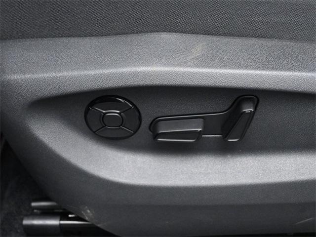 new 2025 Volkswagen Tiguan car, priced at $32,533