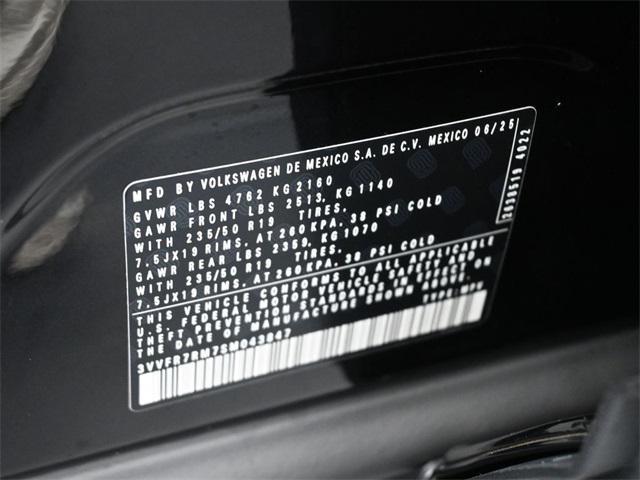 new 2025 Volkswagen Tiguan car, priced at $32,533