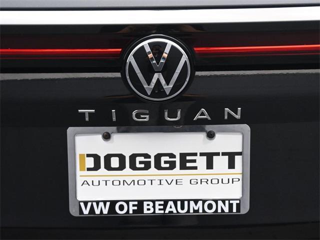 new 2025 Volkswagen Tiguan car, priced at $33,216
