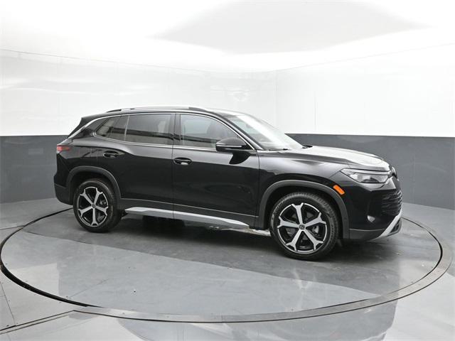 new 2025 Volkswagen Tiguan car, priced at $33,216