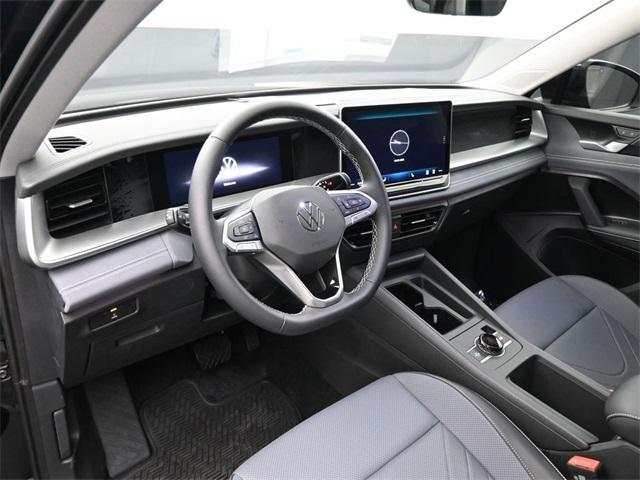 new 2025 Volkswagen Tiguan car, priced at $32,533