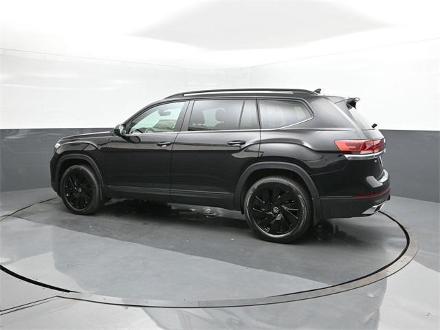 new 2025 Volkswagen Atlas car, priced at $43,142