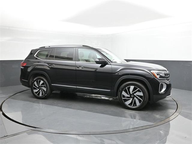 new 2025 Volkswagen Atlas car, priced at $47,072
