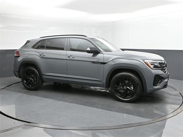 new 2025 Volkswagen Atlas Cross Sport car, priced at $48,917