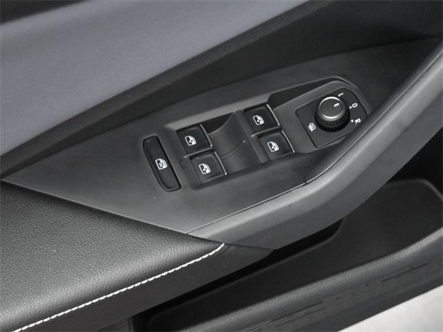 new 2025 Volkswagen Jetta car, priced at $25,098