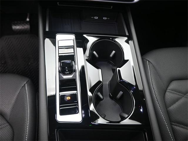 new 2025 Volkswagen Atlas car, priced at $43,649