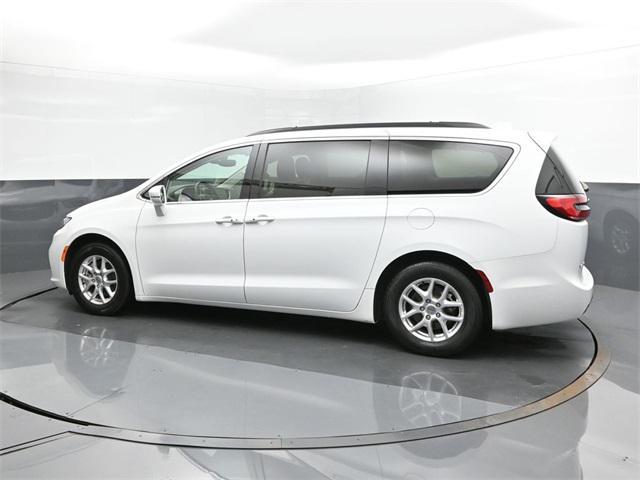 used 2022 Chrysler Pacifica car, priced at $20,923