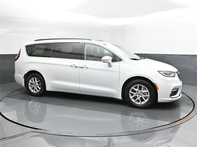 used 2022 Chrysler Pacifica car, priced at $20,923