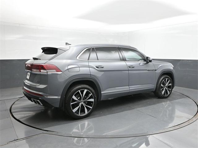 new 2025 Volkswagen Atlas Cross Sport car, priced at $50,818
