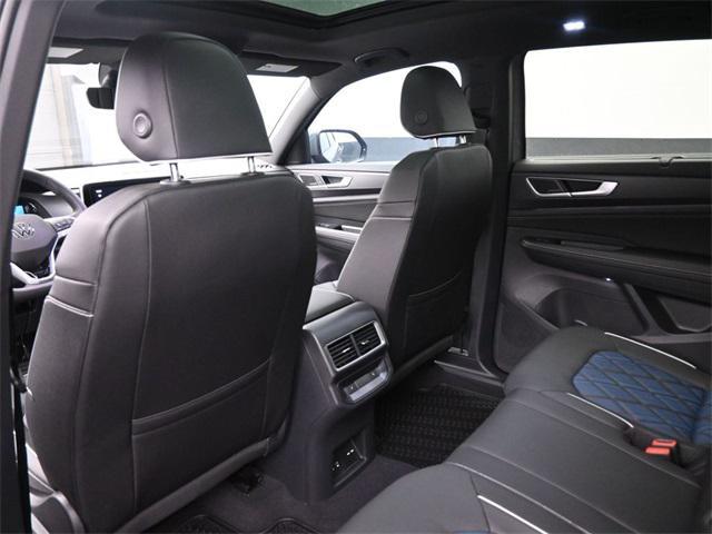 new 2025 Volkswagen Atlas Cross Sport car, priced at $50,122