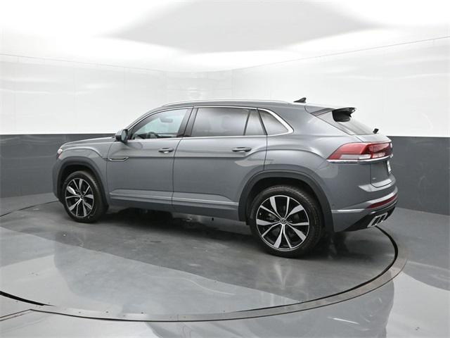 new 2025 Volkswagen Atlas Cross Sport car, priced at $50,122