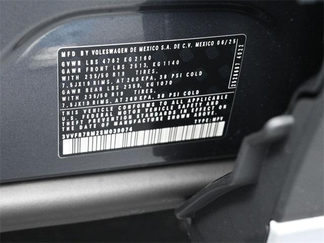 new 2025 Volkswagen Tiguan car, priced at $31,498