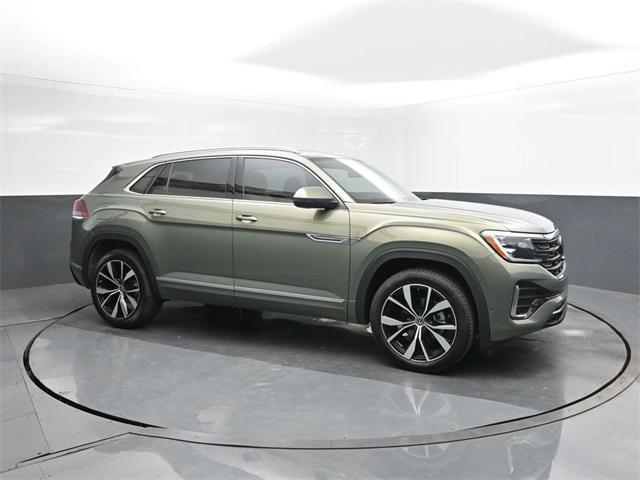 new 2025 Volkswagen Atlas Cross Sport car, priced at $47,998