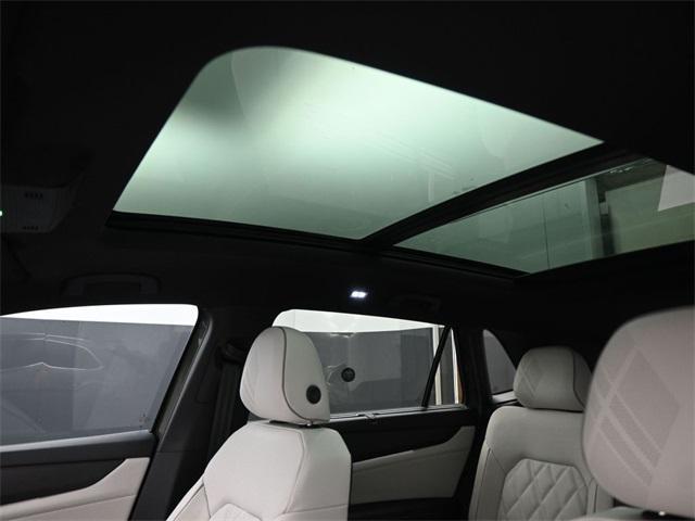 new 2025 Volkswagen Atlas Cross Sport car, priced at $47,998