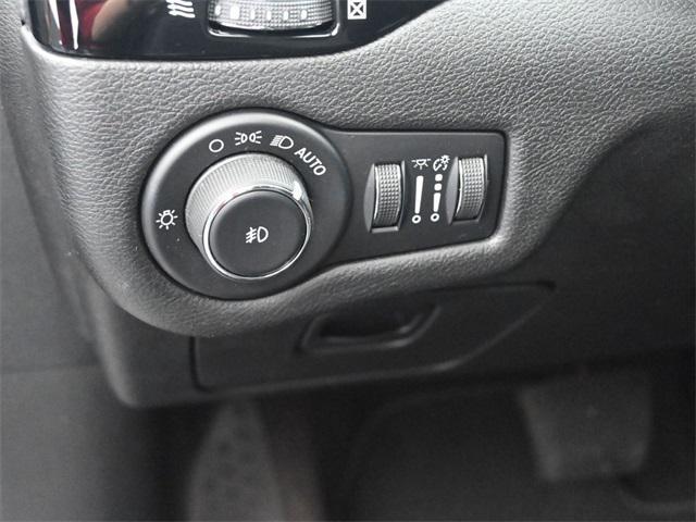 used 2021 Jeep Cherokee car, priced at $15,998