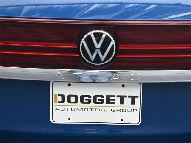 new 2025 Volkswagen Atlas car, priced at $48,226