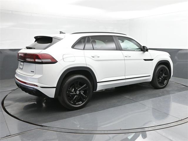new 2025 Volkswagen Atlas Cross Sport car, priced at $48,417