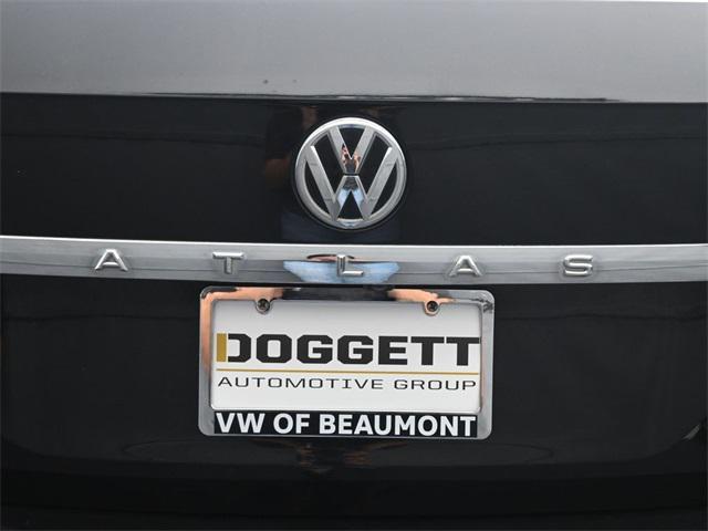 used 2018 Volkswagen Atlas car, priced at $24,258