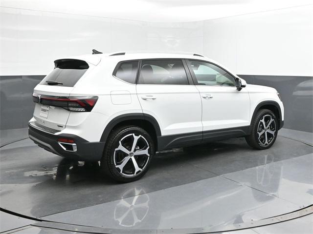 new 2025 Volkswagen Taos car, priced at $36,789