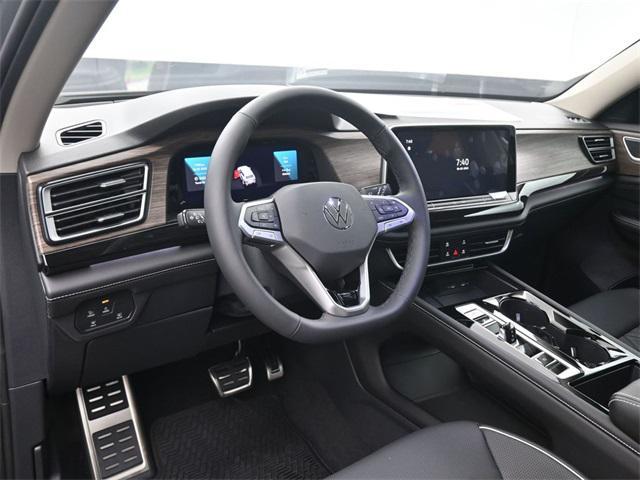 new 2025 Volkswagen Atlas car, priced at $52,675