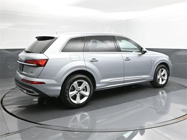 used 2024 Audi Q7 car, priced at $52,923