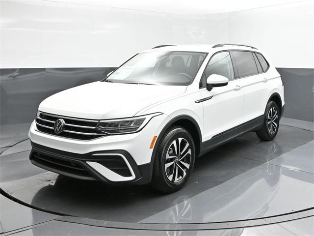 new 2024 Volkswagen Tiguan car, priced at $29,863