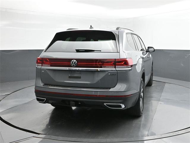 new 2025 Volkswagen Atlas car, priced at $45,603