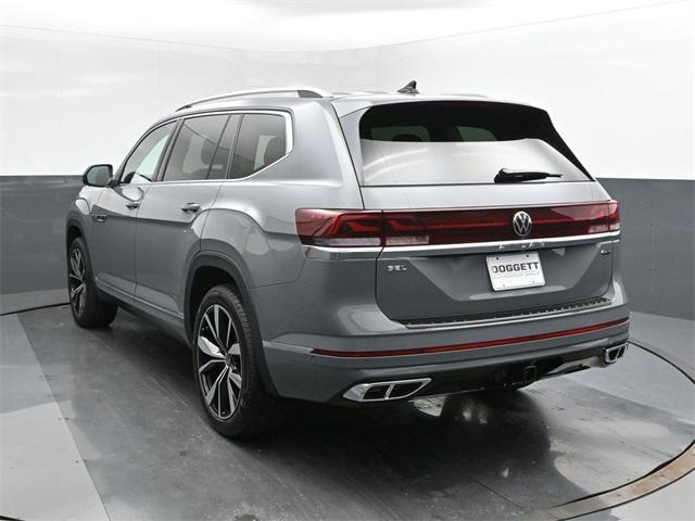 new 2025 Volkswagen Atlas car, priced at $54,081