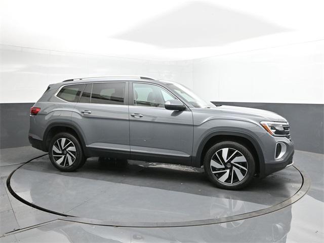new 2025 Volkswagen Atlas car, priced at $50,001