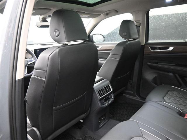 new 2025 Volkswagen Atlas car, priced at $49,498