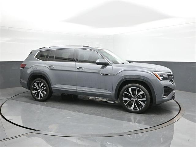 new 2025 Volkswagen Atlas car, priced at $49,498